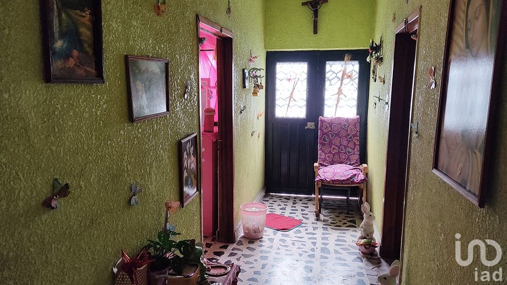 Casa en venta, amplio terreno con arboles frutales, zona centro en Puente de Ixtla Morelos.