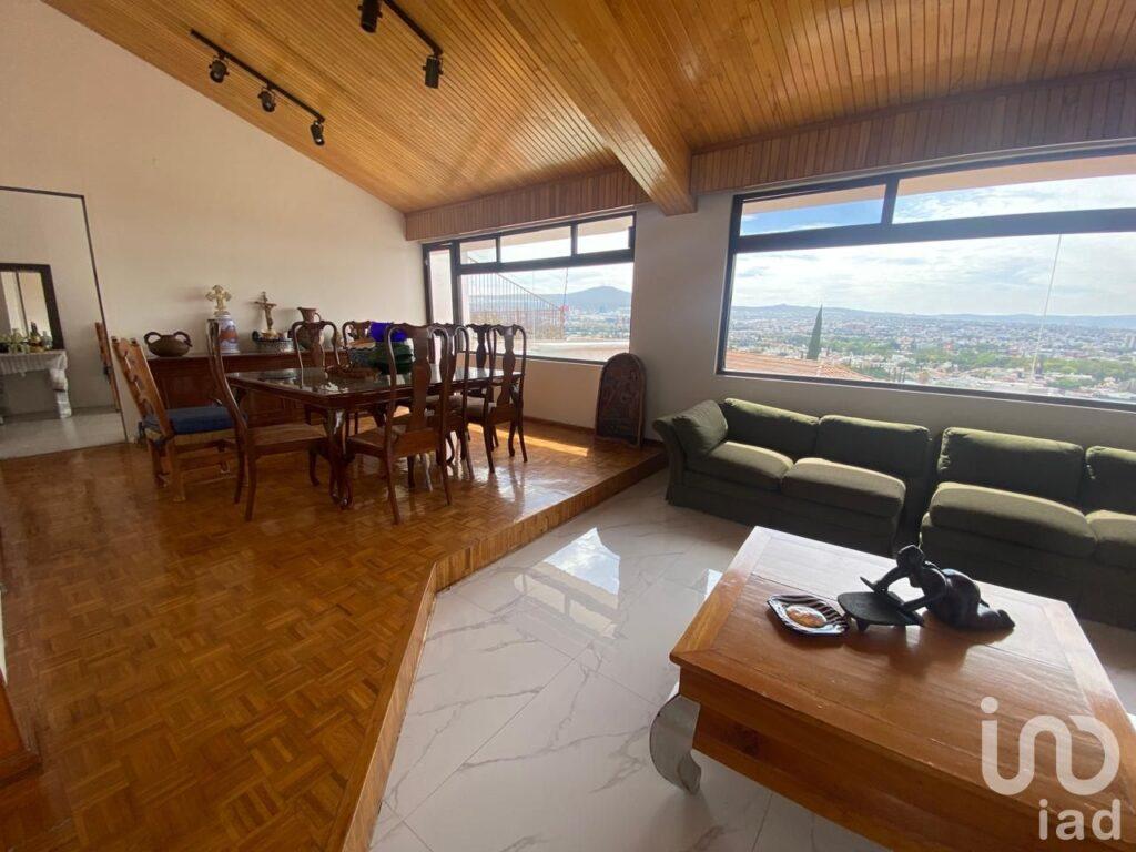 Casa en Venta Loma Dorada