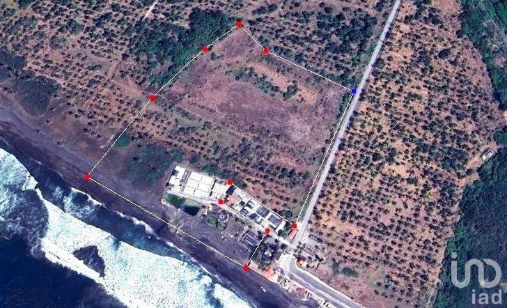 TERRENO EN VENTA A PIE DE PLAYA EN TECUANILLO, TECOMÁN COLIMA