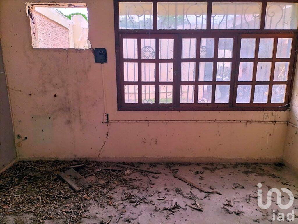 CASA EN VENTA PARA REMODELAR EN CENTRO DE MÉRIDA, YUCATÁN, ZONA SANTIAGO