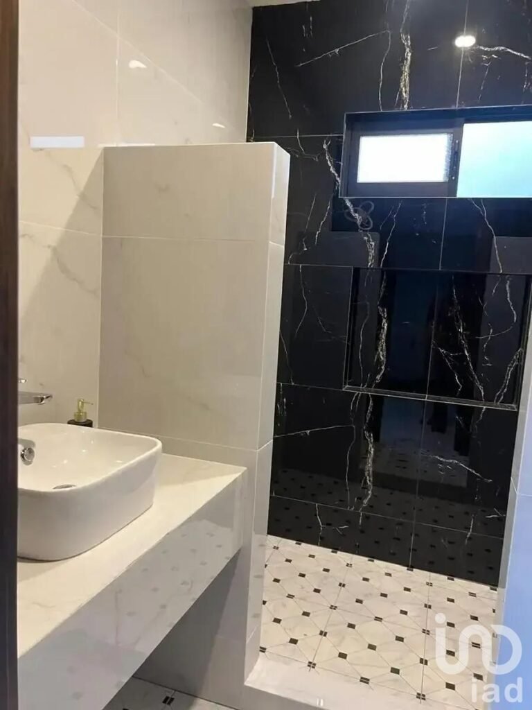 CASA EN VENTA COL OTOMI TAMPICO