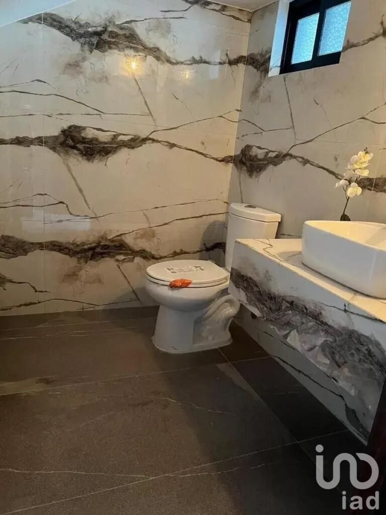 CASA EN VENTA COL OTOMI TAMPICO