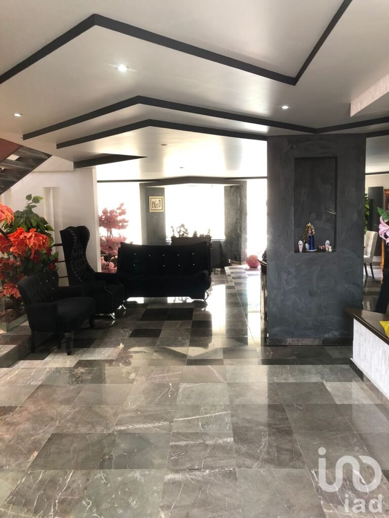 Casa en venta en Ciudad Satélite, Naucalpan