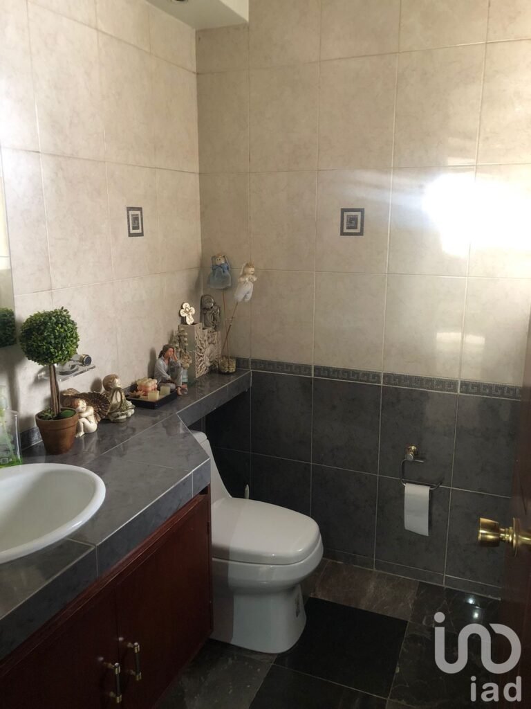 Casa en venta en Ciudad Satélite, Naucalpan