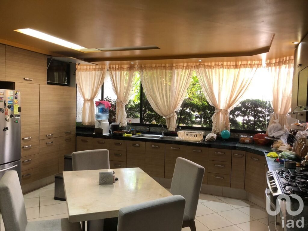 Casa en venta en Ciudad Satélite, Naucalpan