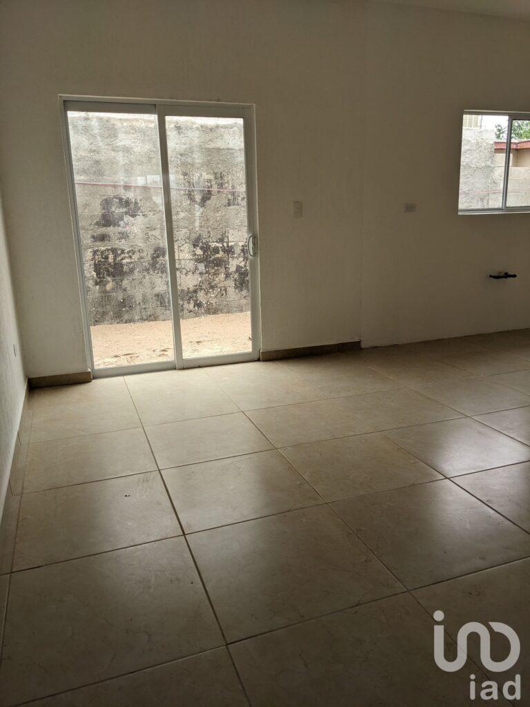 CASA EN VENTA EN AV. LAS TORRES CD. JUAREZ MOD. ALBERTA