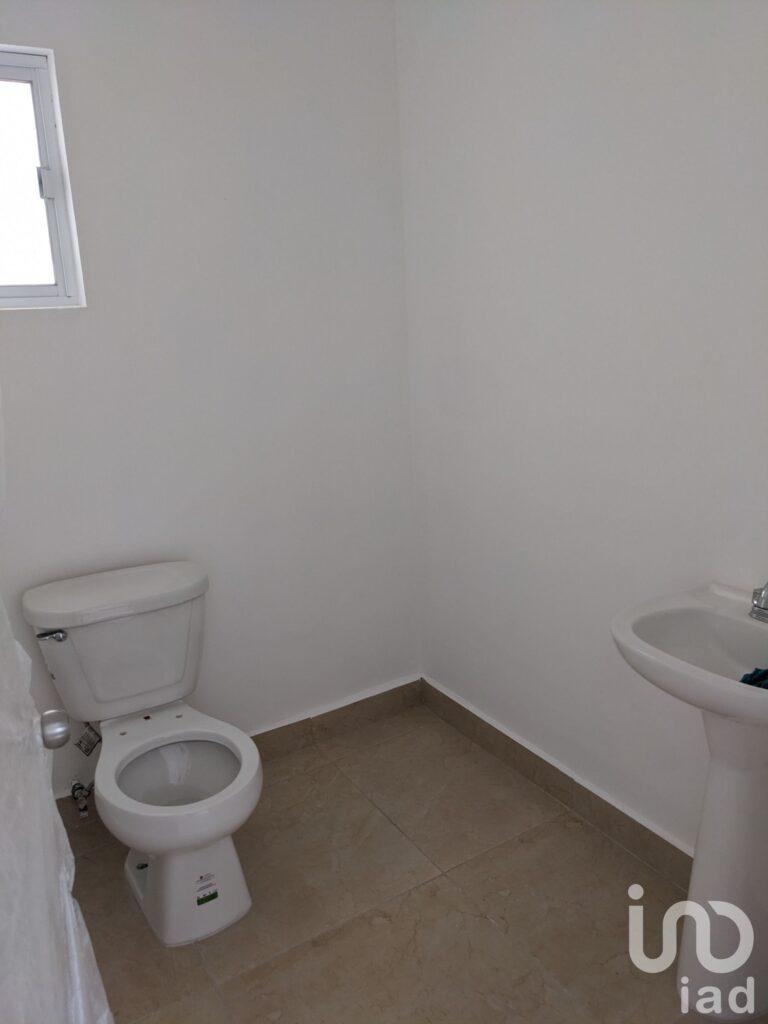 CASA EN VENTA EN AV. LAS TORRES CD. JUAREZ MOD. ALBERTA