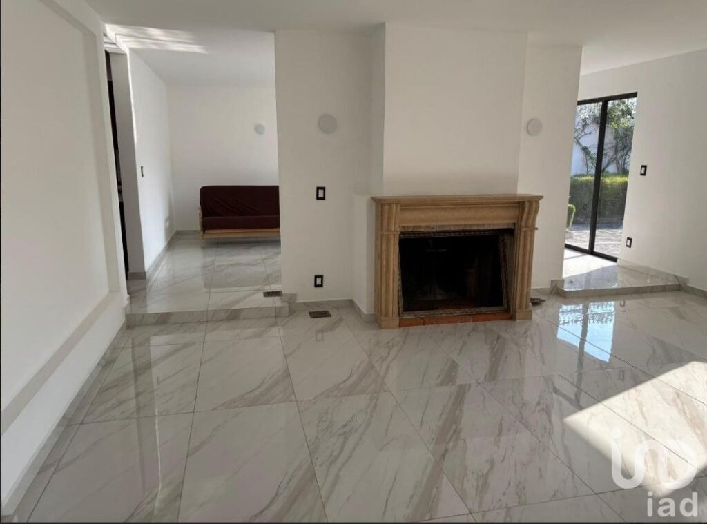 CASA EN VENTA LOMAS HIPODROMO