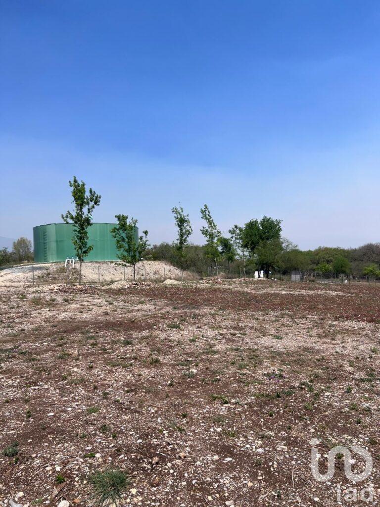 RESIDENCIAL MIL ENCINOS