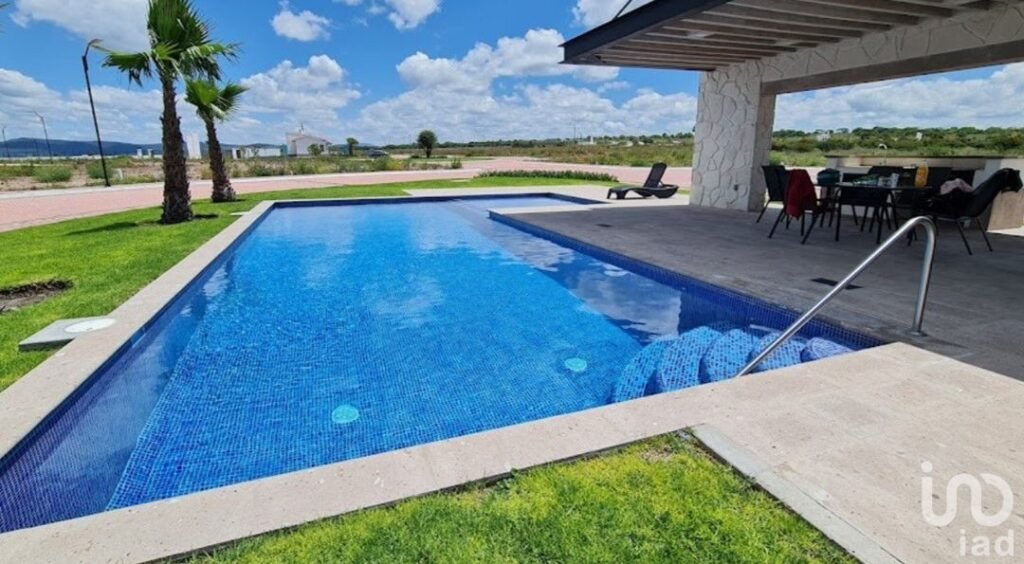 VENTA DE TERRENO EN CD.MADERAS SUR II