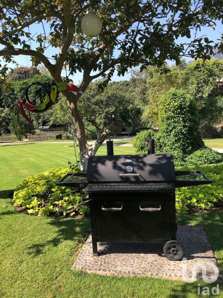 Tepoztlán, Morelos Vendo Residencia de Lujo.