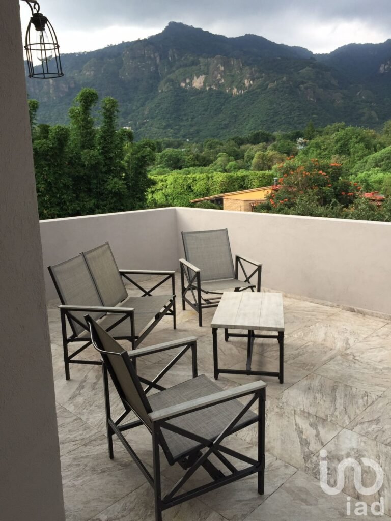 Tepoztlán, Morelos Vendo Residencia de Lujo.