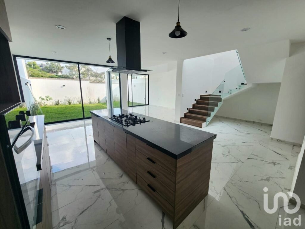 VENTA DE CASA EN PASEO DEL PARQUE TRES MARIAS MORELIA
