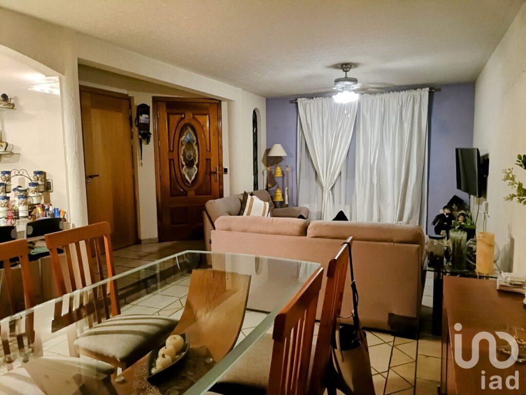 Casa en Venta en Fraccionamiento en Candiles, Corregidora, Querétaro.