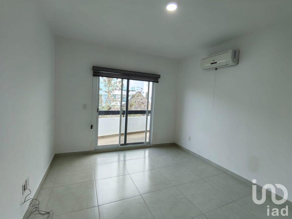 EN VENTA DEPARTAMENTO CON AMENIDADES EN EL SUR DE CANCUN, Q.ROO