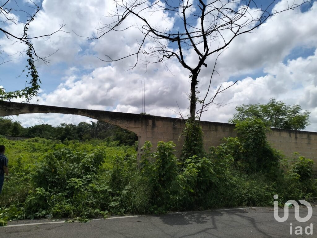 VENTA TERRENO EN MÉRIDA, ZONA CHICHÍ SUÁREZ