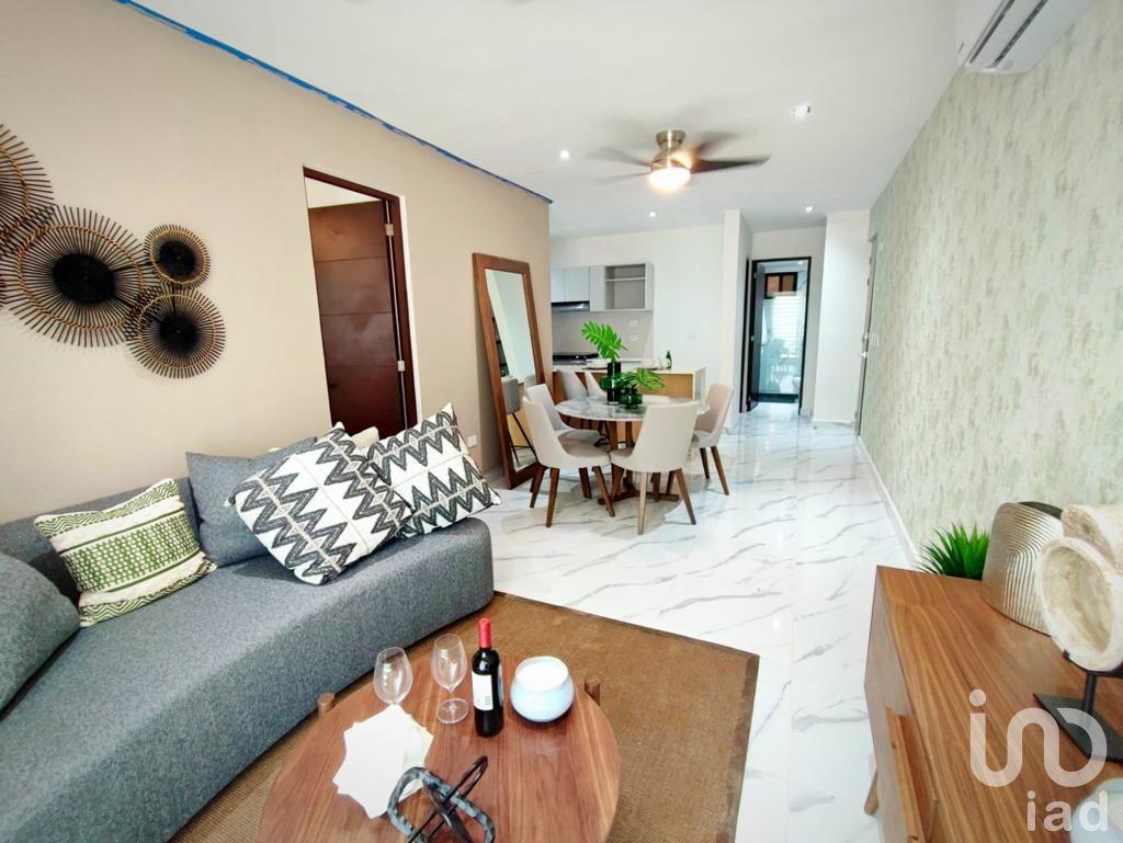 Departamento venta 2 recamaras 87 m2 en privada sobre av.  huayacan 10 minutos del aeropuerto