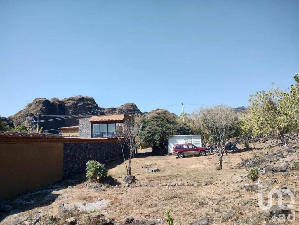 Terreno en Tepoztlán, Santo Domingo Ocotitltán, uso residencial