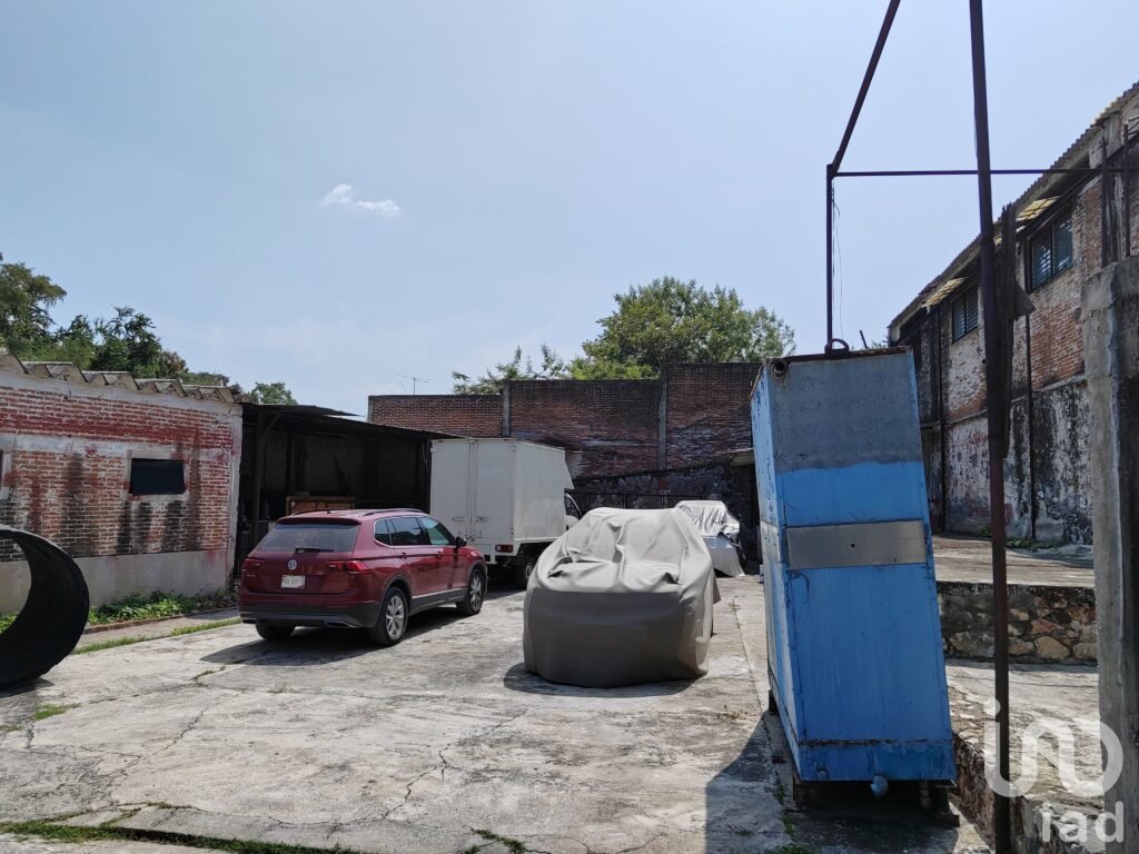 Terreno, bodega y casa en venta en Yautepec, Morelos