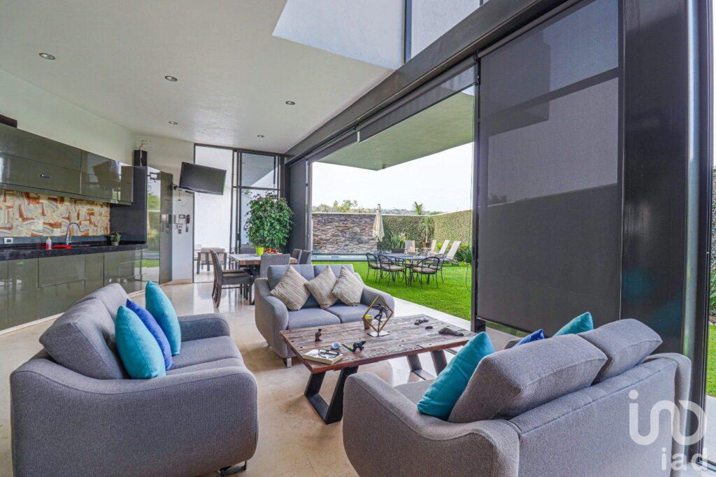 VENTA CASA RESIDENCIAL CORINTO