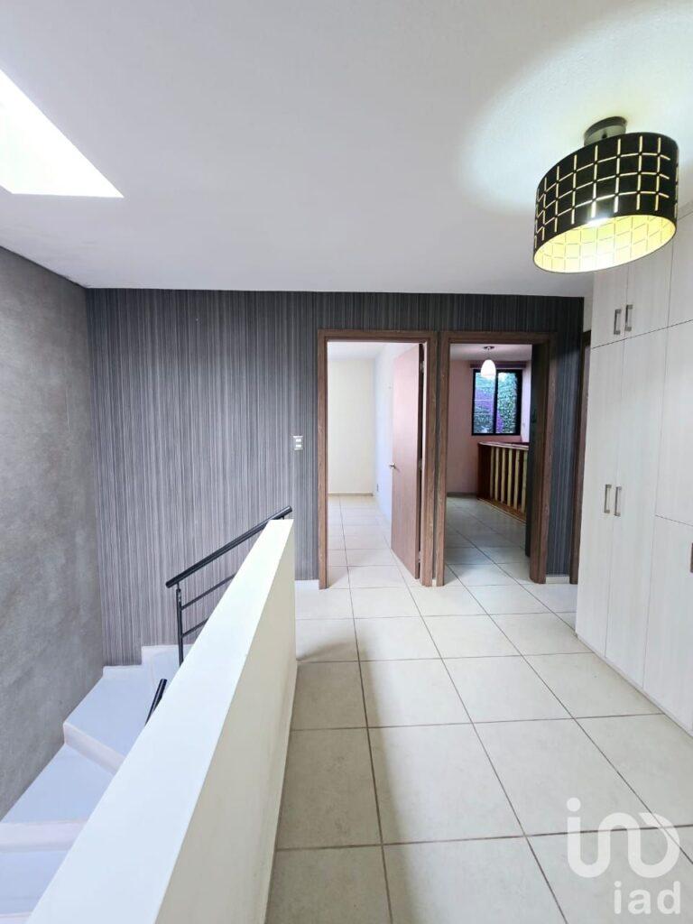 Casa en venta en Celaya, ALTEZA residencial por av Camino San Jose de Gto. con Alberca, Billar,