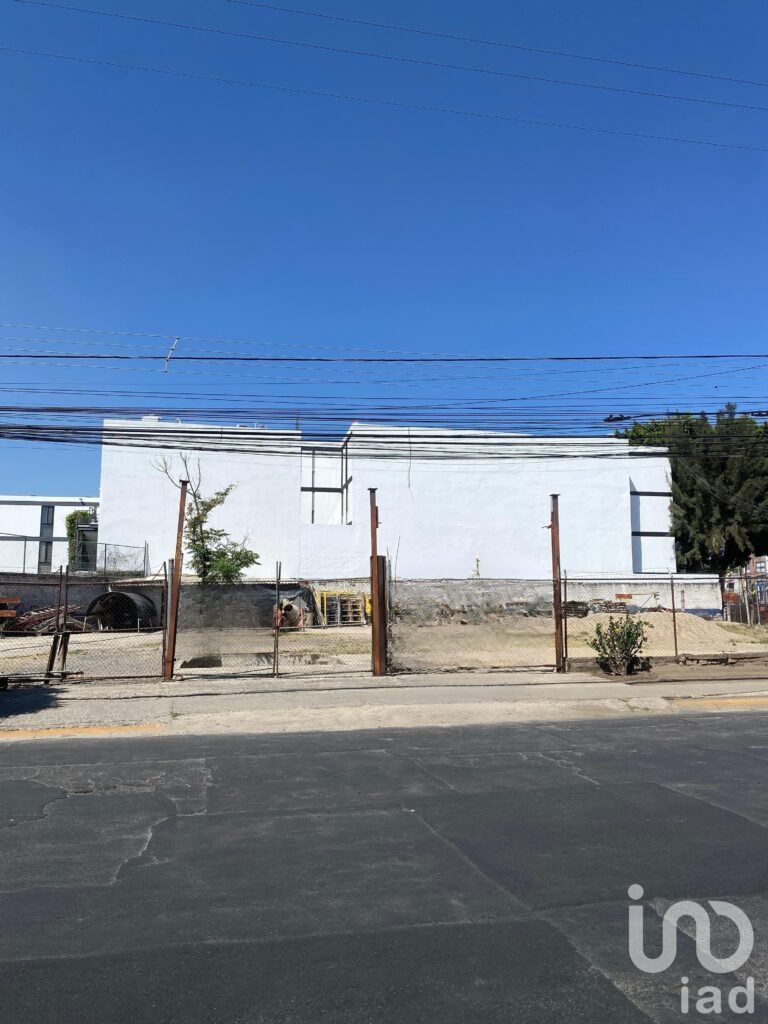 Terreno en venta en el Colli Urbano