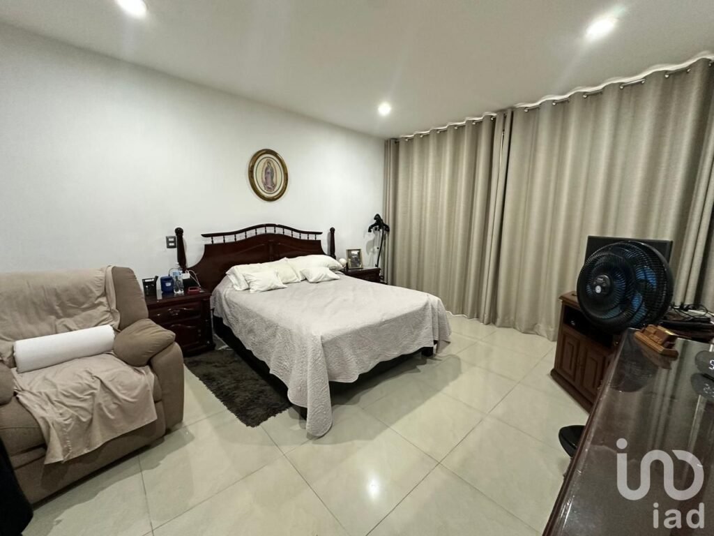CASA EN VENTA, PASEO ALAMEDA, MAZATLÁN, SINALOA.