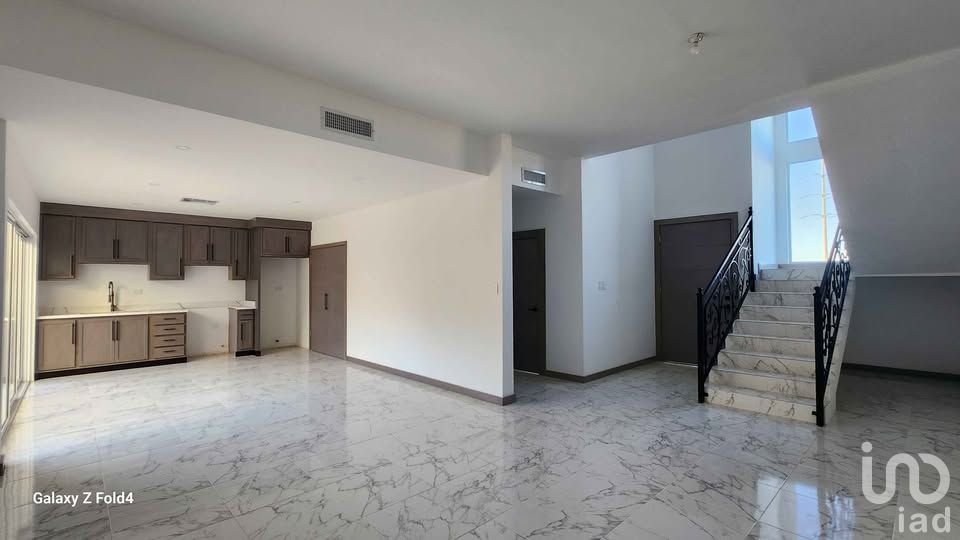 CASA EN VENTA EN RESIDENCIAL DE 27 LOTES