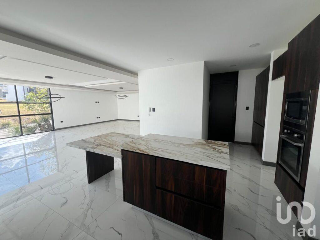 Casa en Venta en Lomas de Angelópolis III GR1 (Chedraui)