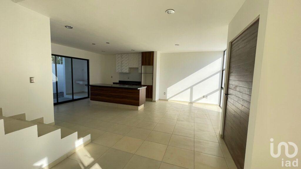 Casa en Venta en Fraccionamiento Zizana, Zakia, El Marques, Queretaro