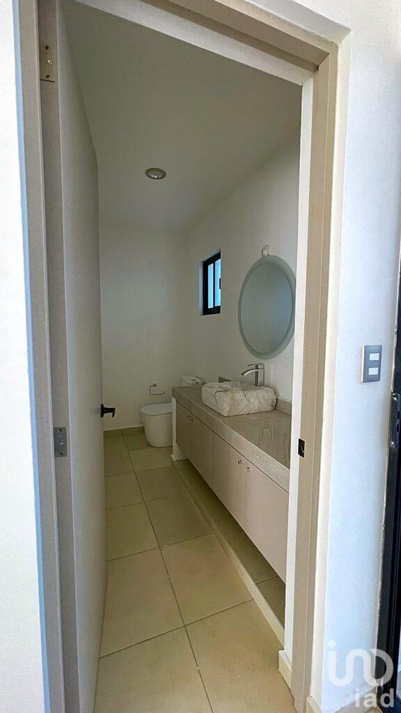 Casa en Venta en Fraccionamiento Zizana, Zakia, El Marques, Queretaro