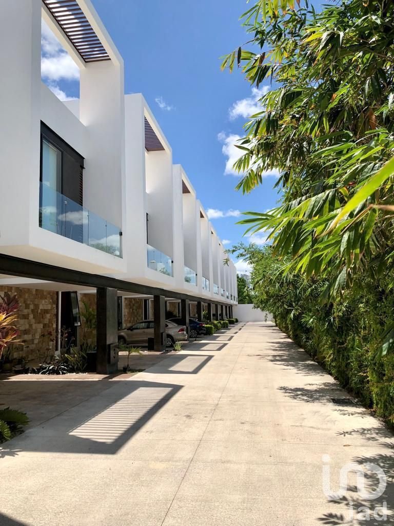 Renta TownHouse Santa Gertrudis Copo, Mérida