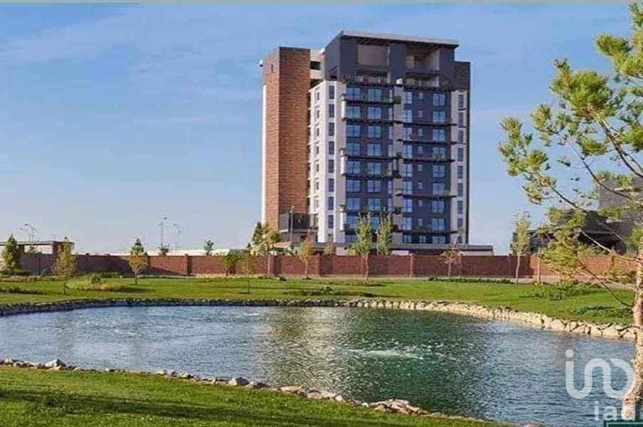 VENTA DE LOTE RESIDENCIAL EN ESQUINA CON JARDIN CON LAGO