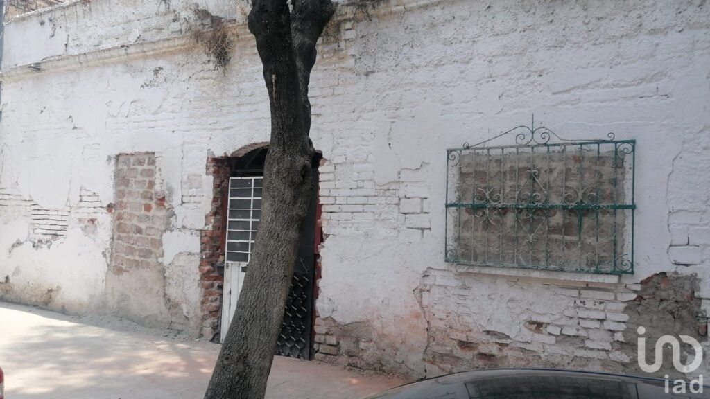 Terreno en Venta en Anáhuac con uso de suelo habitacional o comercial