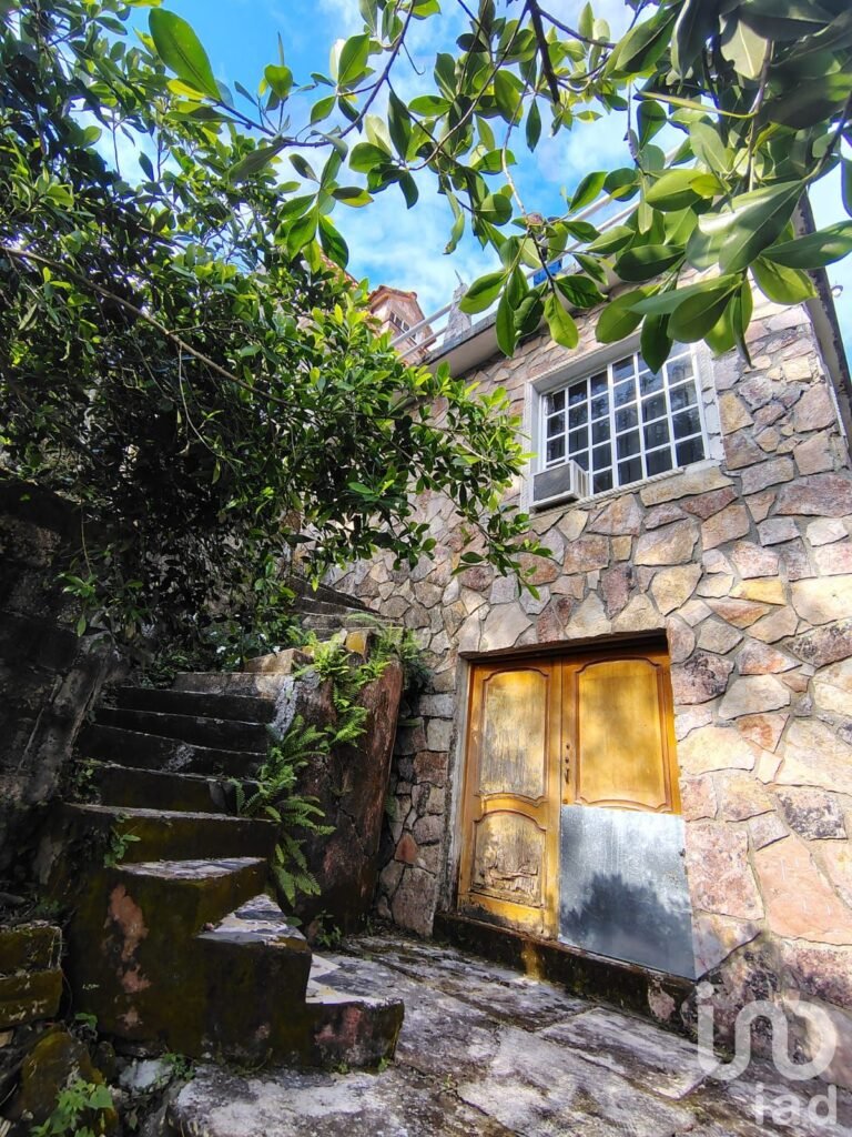 Venta de casa en el mirador de Laguna de Catemaco