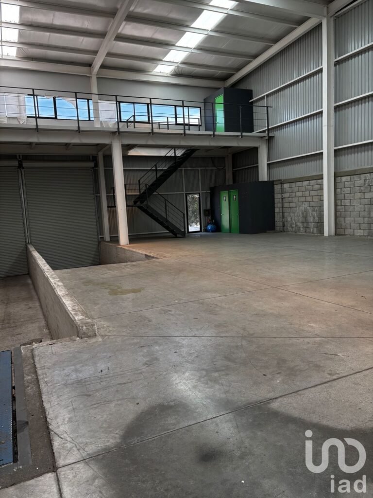 VENTA DE BODEGA EN MICRO PARQUE INDUSTRIAL