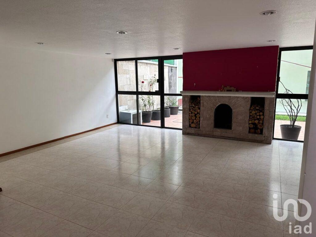 Casa en venta CDMX Col. Espartaco recién remodelada