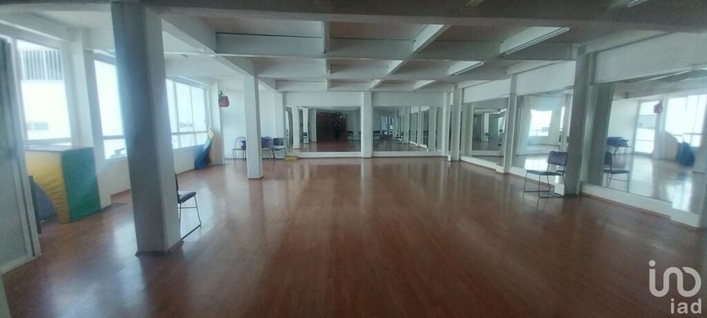 Se vende edificio para escuela de danza, kinder,,plaza comercial en Santa Julia, Pachuca, Hidalgo