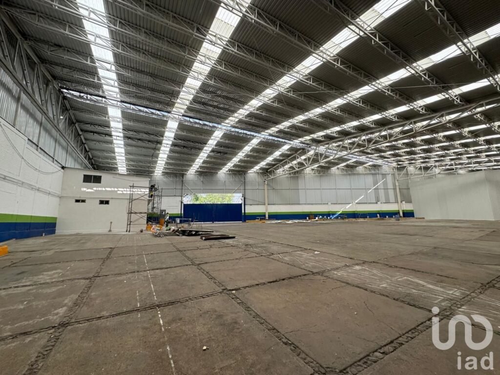 Bodega renta Colonia barrienetos tlalnepantla estado de mexico