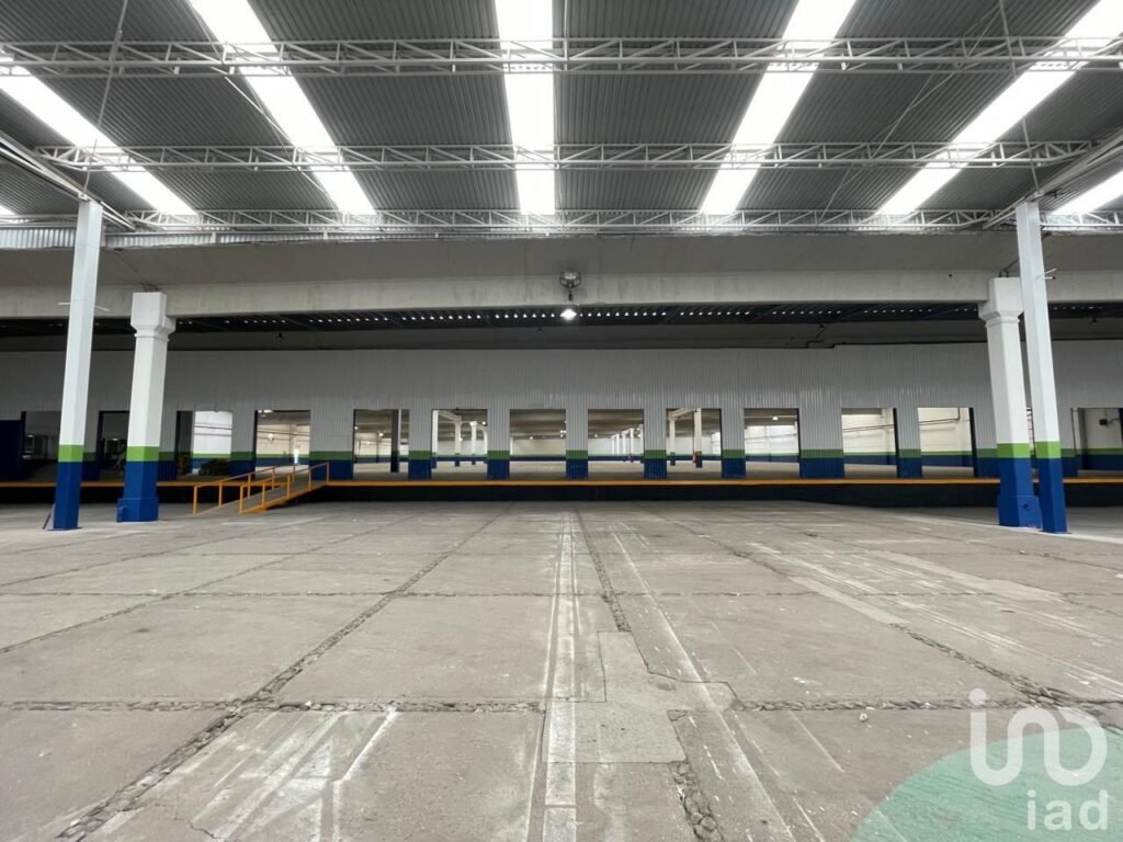 Bodega renta Colonia barrienetos tlalnepantla estado de mexico