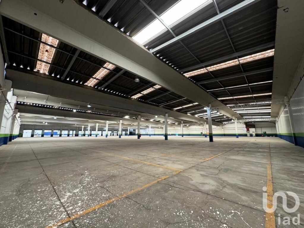 Bodega renta Colonia barrienetos tlalnepantla estado de mexico