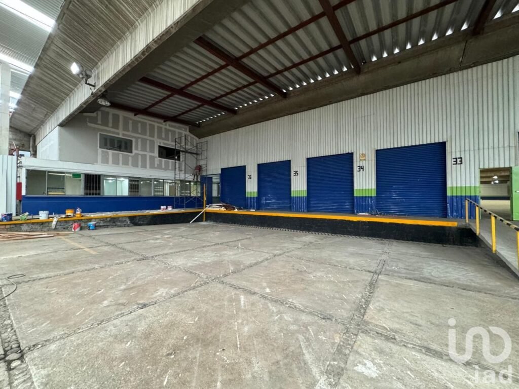 Bodega renta Colonia barrienetos tlalnepantla estado de mexico