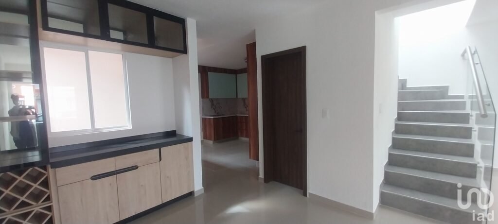 Se vende casa muy amplia con excelentes acabados en Privada Zuria, Pachuca, Hidalgo