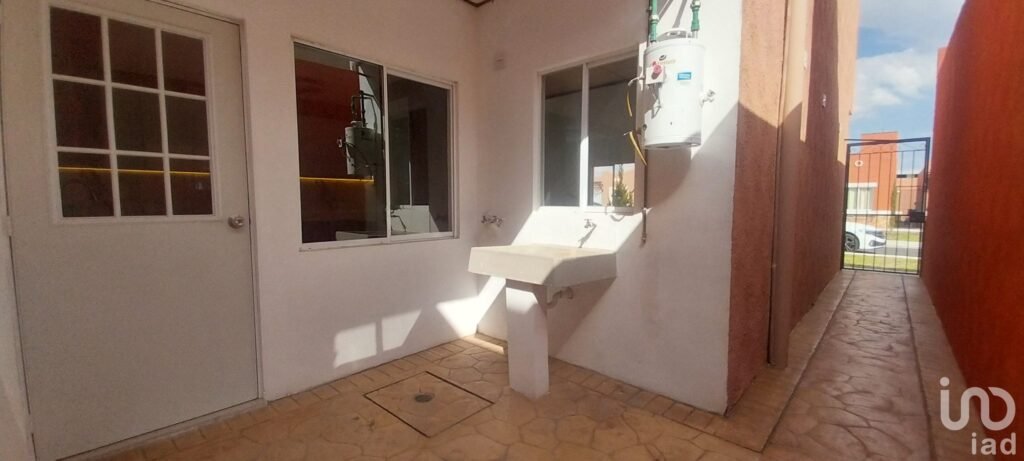 Se vende casa muy amplia con excelentes acabados en Privada Zuria, Pachuca, Hidalgo