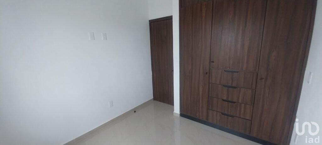 Se vende casa muy amplia con excelentes acabados en Privada Zuria, Pachuca, Hidalgo