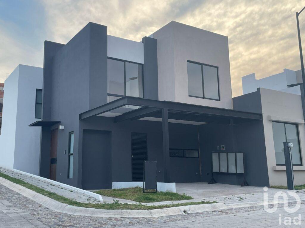 Casa nueva 2 niveles, Cluster Marboré, Haras Ciudad Ecológica, Puebla