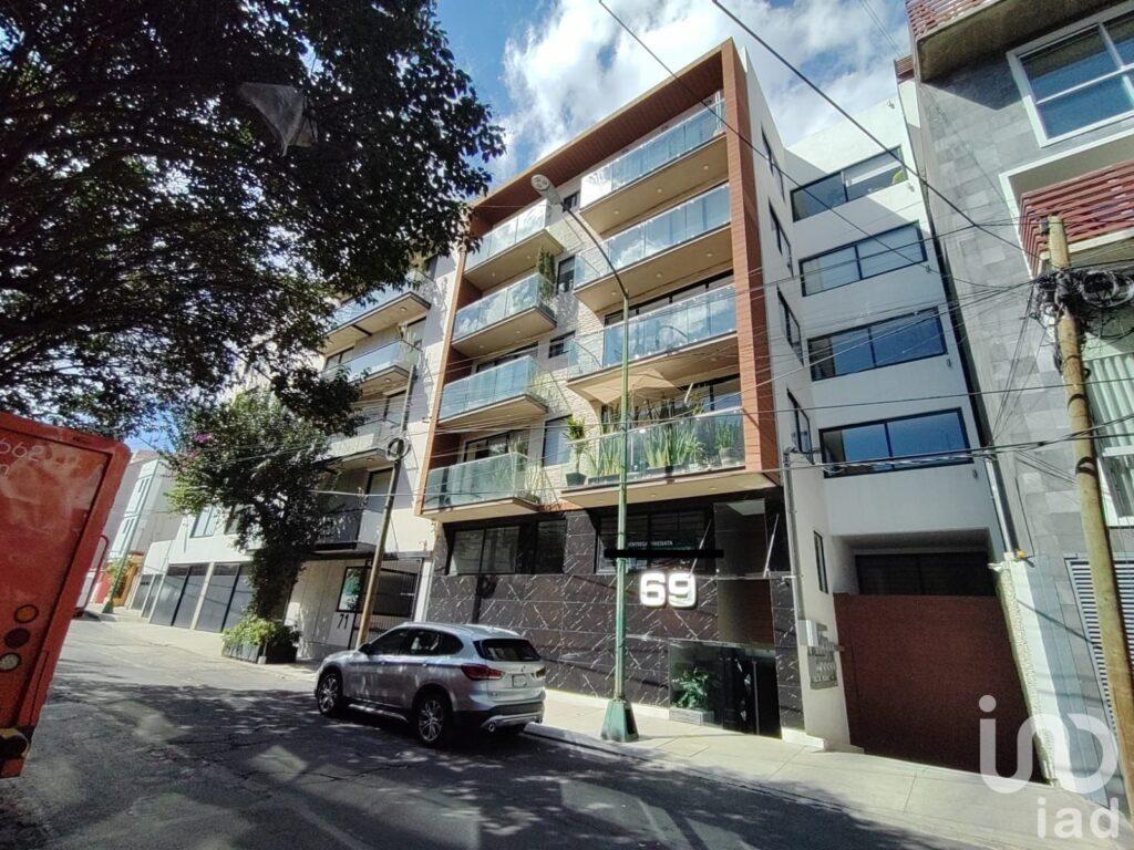 Departamento en Venta muy amplio en Lomas de Chapultepec, Ciudad de México