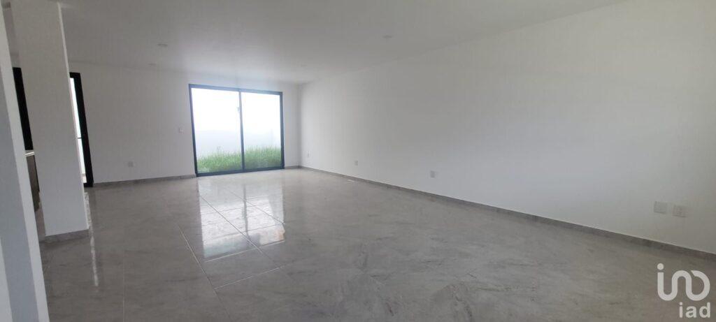 Casa en venta en Privada, frente a área verde en Pachuca de Soto, Hidalgo.