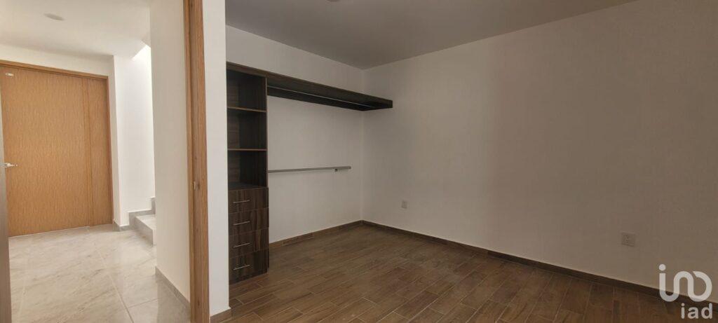 Casa en venta en Privada, frente a área verde en Pachuca de Soto, Hidalgo.