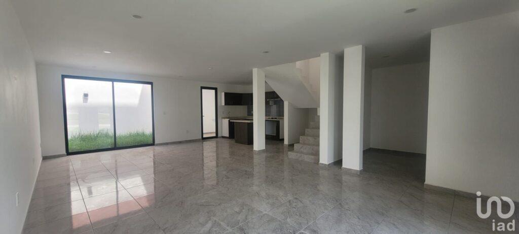 Casa en venta en Privada, frente a área verde en Pachuca de Soto, Hidalgo.